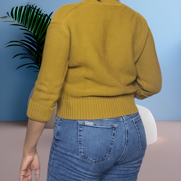 Everlane Sweater - Picture 11 of 12